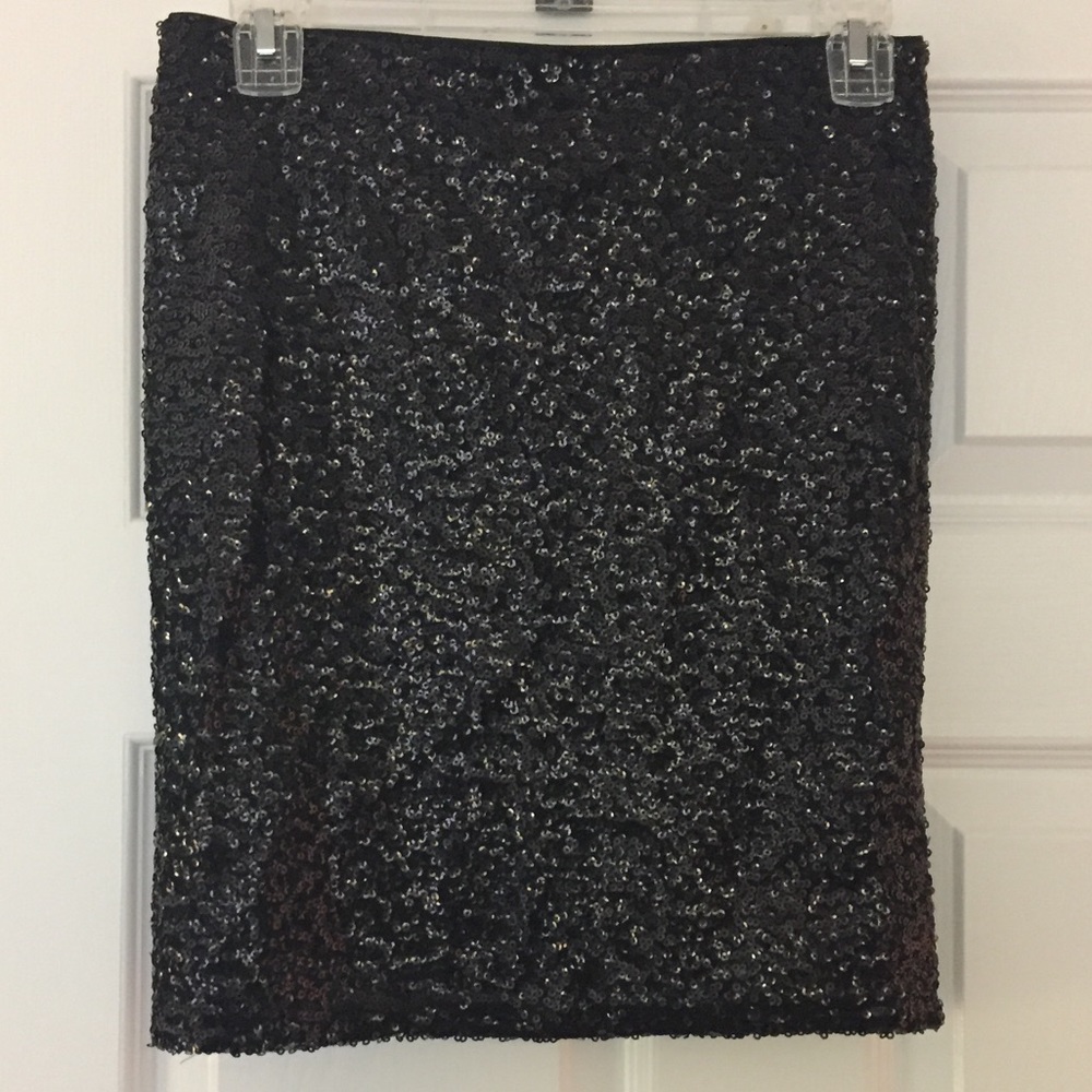 NWOT H&M Black Sequined Skirt